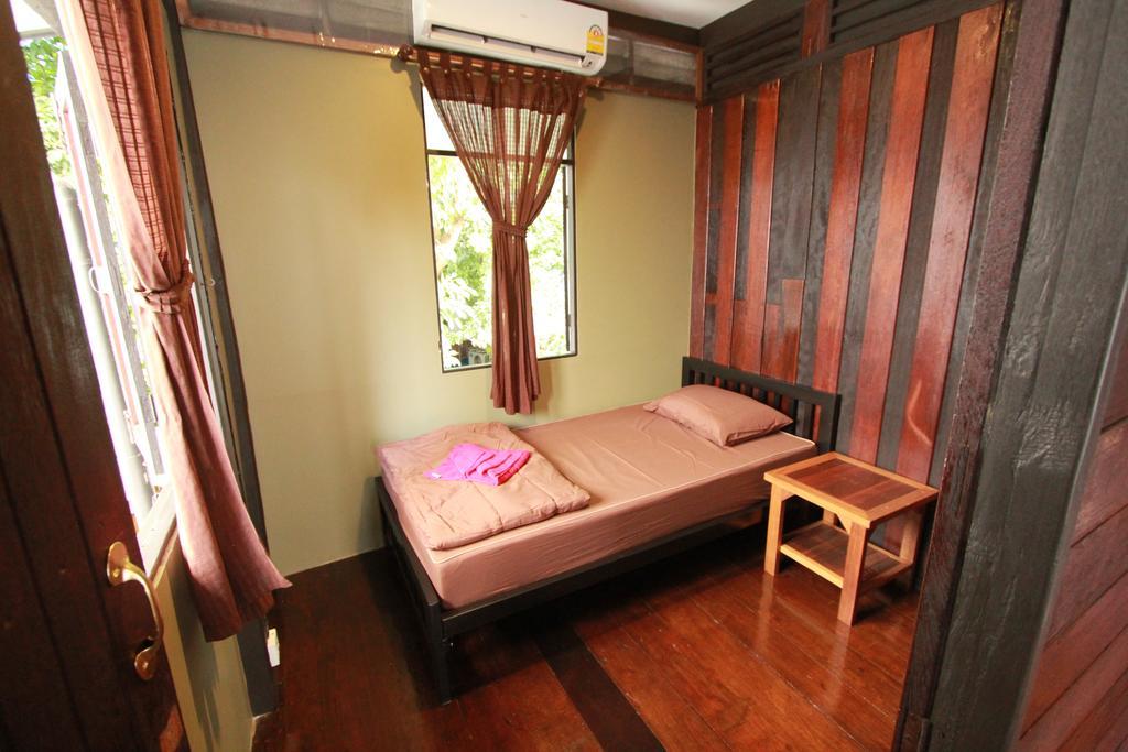 Viman Guesthouse Bangkok Esterno foto