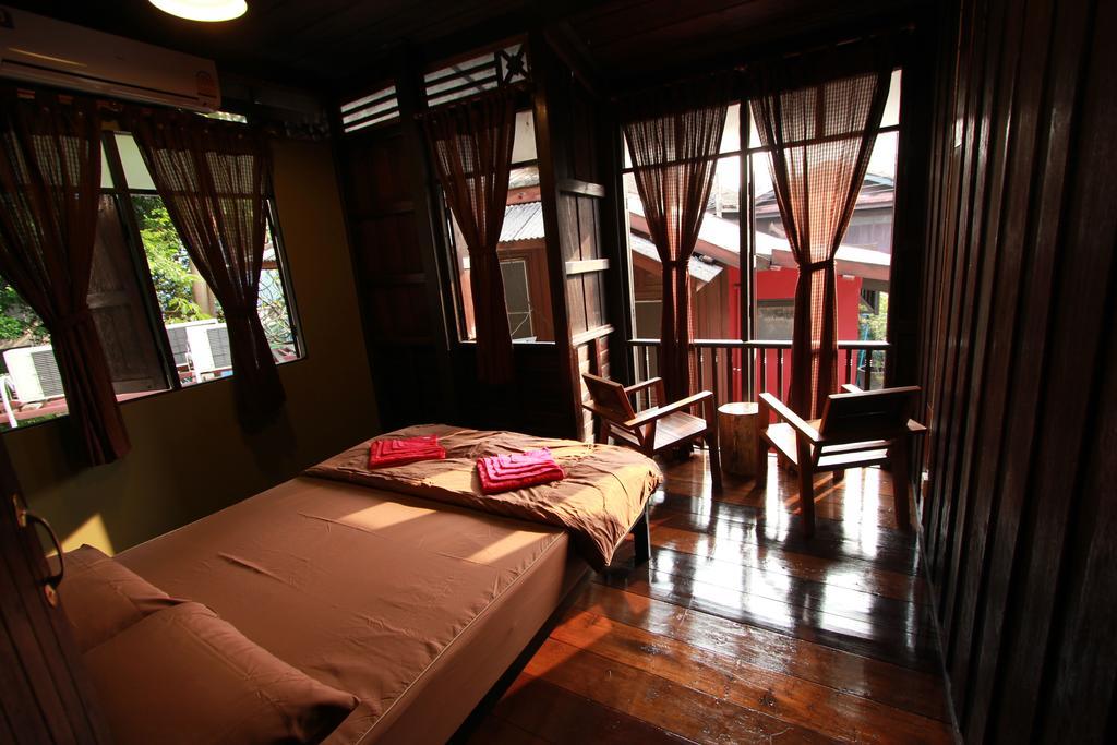 Viman Guesthouse Bangkok Esterno foto