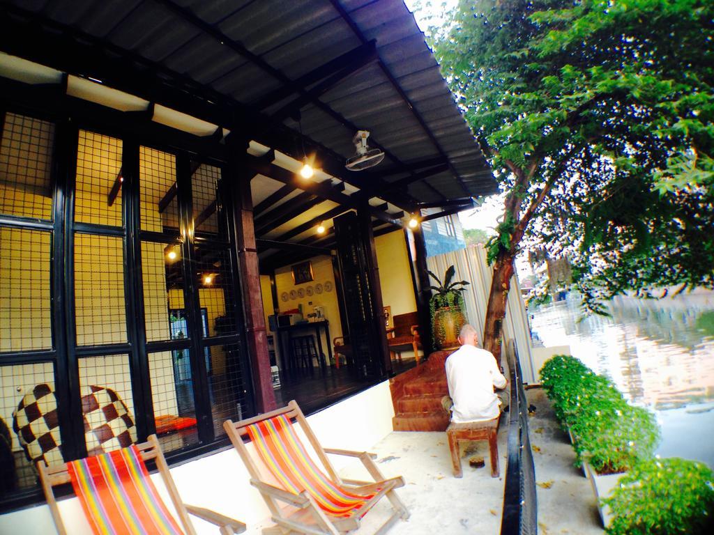 Viman Guesthouse Bangkok Esterno foto