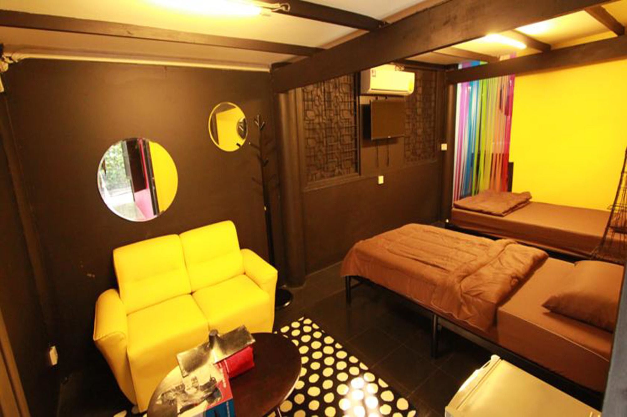 Viman Guesthouse Bangkok Esterno foto